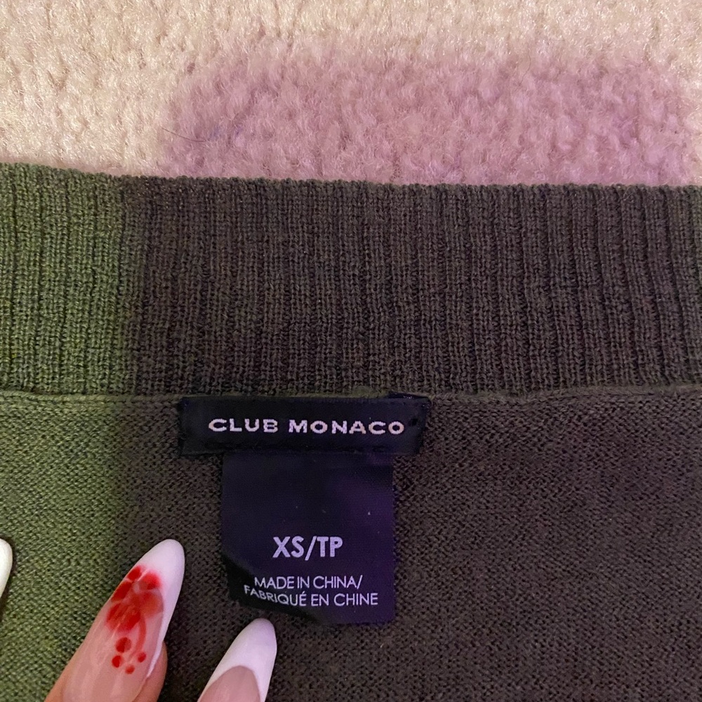 Club Monaco Olive Green Sweater - Picture 2 of 5